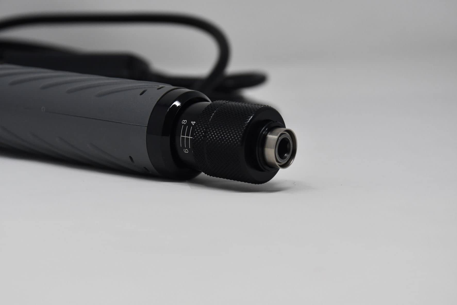 Electric Torque Screwdriver, Lever Start, Torque Range (13.2-39.6 in-lbs), Direct Plug-in, (Sumake ES-645L1)