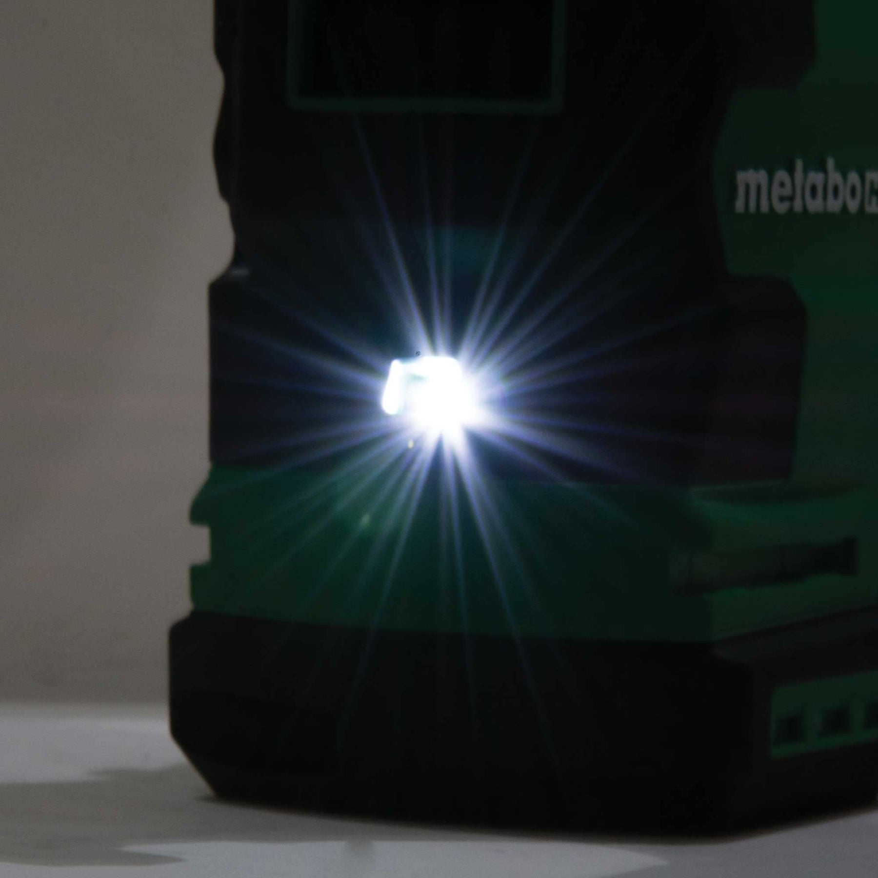 Metabo HPT Cordless 36V MultiVolt™ Rotary Hammer Kit | SDS Plus | 1-1/8-Inch | LED Level | User Vibration Protection | Optional AC Adapter | DH3628DA