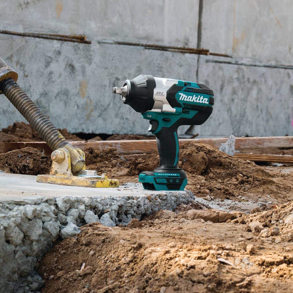 Makita XWT08XVZ 18V LXT Lithium-Ion Brushless Cordless High Torque 1/2" Sq. Drive Utility Impact Wrench