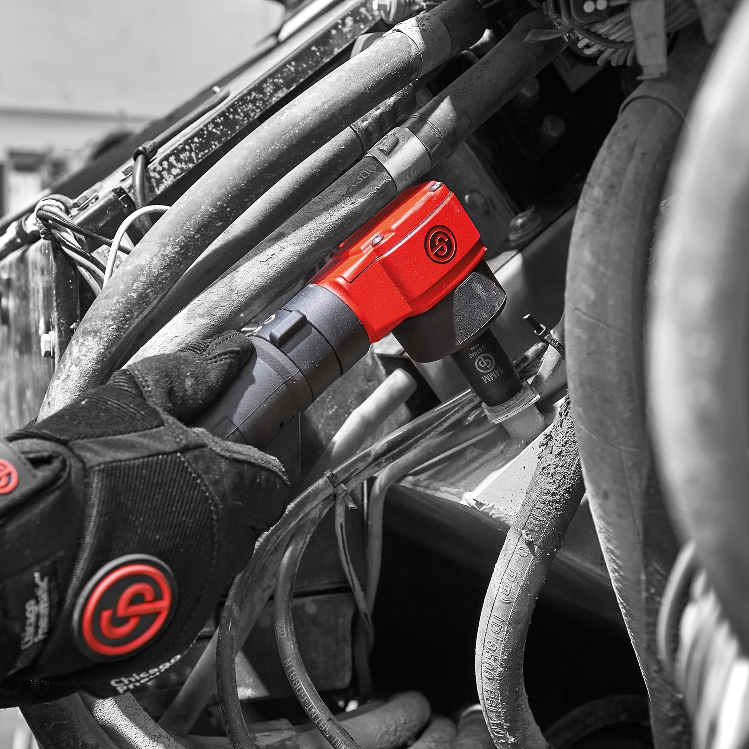 Chicago Pneumatic CP7737 1/2 Inch Angle Impact Wrench, Single Hammer, Direct Drive, 221 ft.lbs Max Torque, 9000 RPM