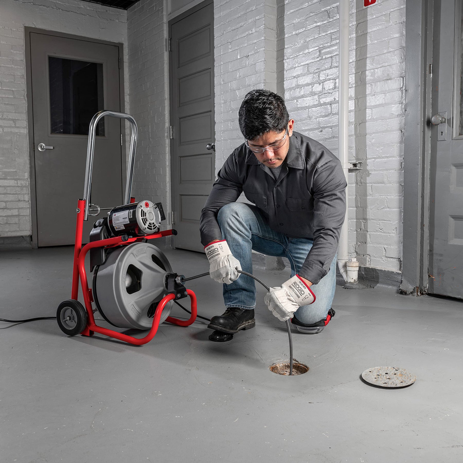 RIDGID 26998 Model K-400 Drain Cleaning 120-Volt Drum Machine Kit with C-45IW 1/2" x 75' Cable, White, Black, Red